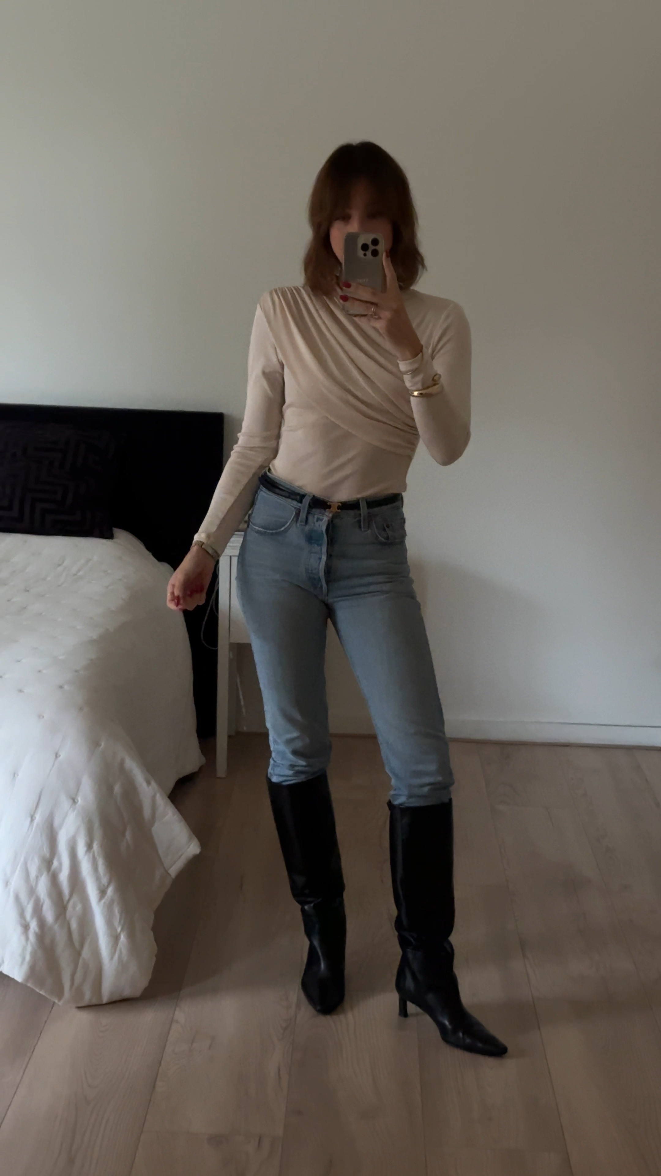 Office look 🖤 

Hm, levis, Massimo dutti, work outfit, office look, celine belt, autumn look, fall look

#LTKSeasonal #LTKeurope