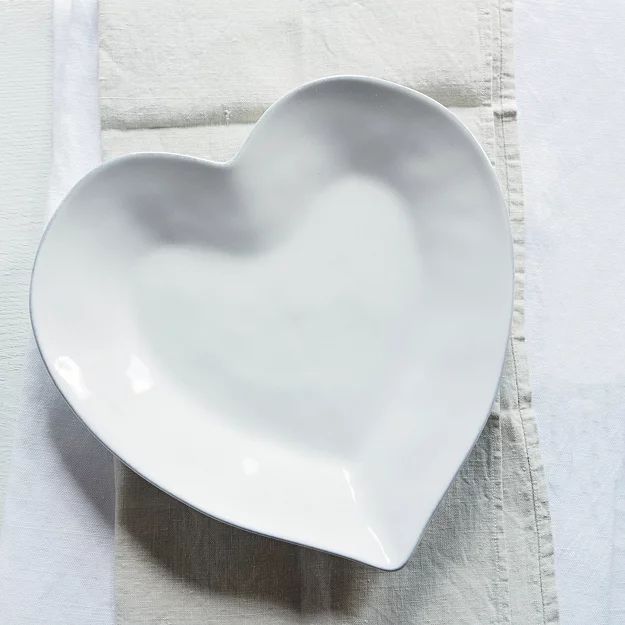 Porto Stoneware Heart Dinner Plate | Tableware | The  White Company | The White Company (UK)