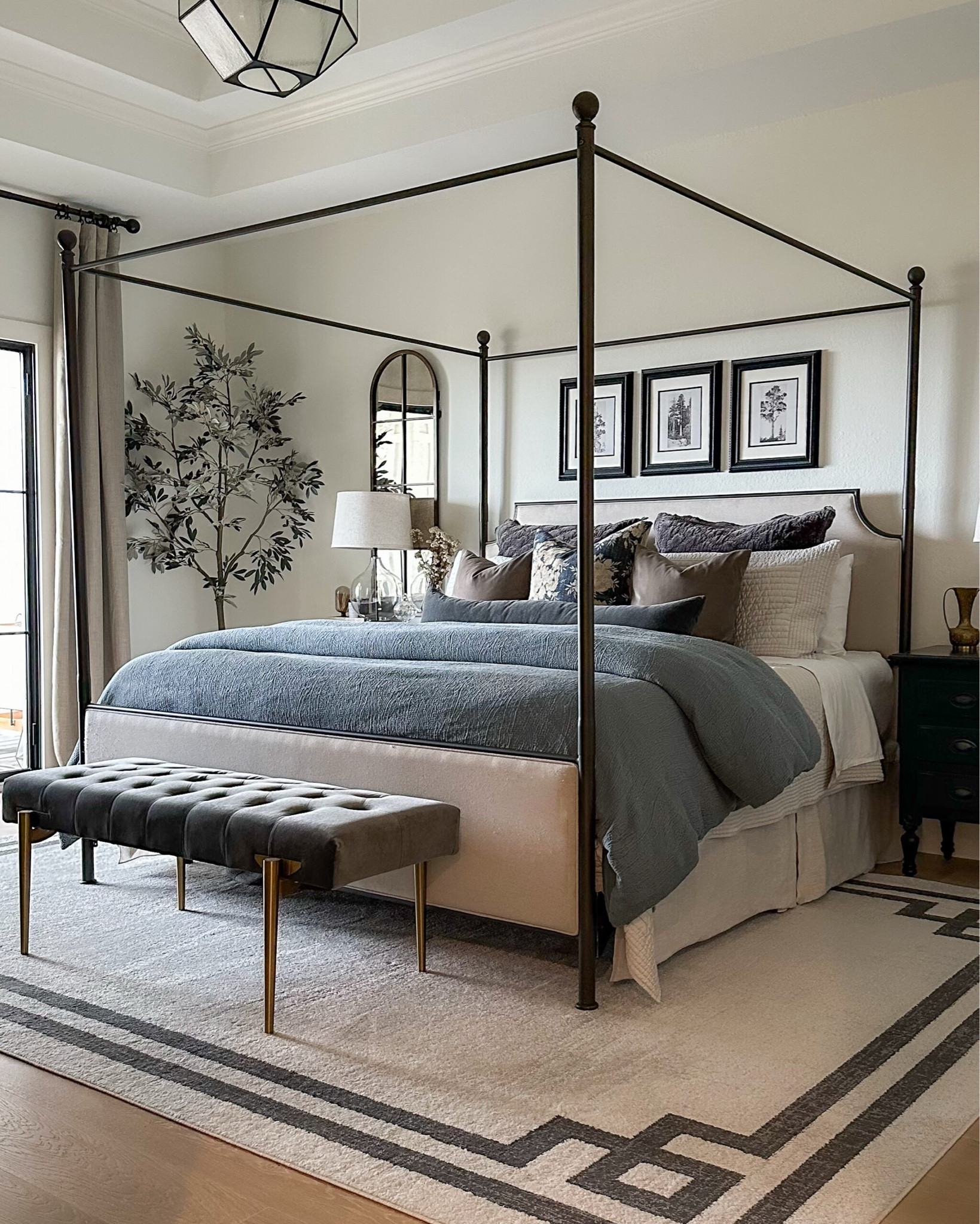 Bedroom Inspo

bedroom must-haves  bedding inspo  trending bedroom inspo  master bedroom inspo  winter bedroom inspo  TheSmittenCollective 

#LTKHome #LTKSeasonal