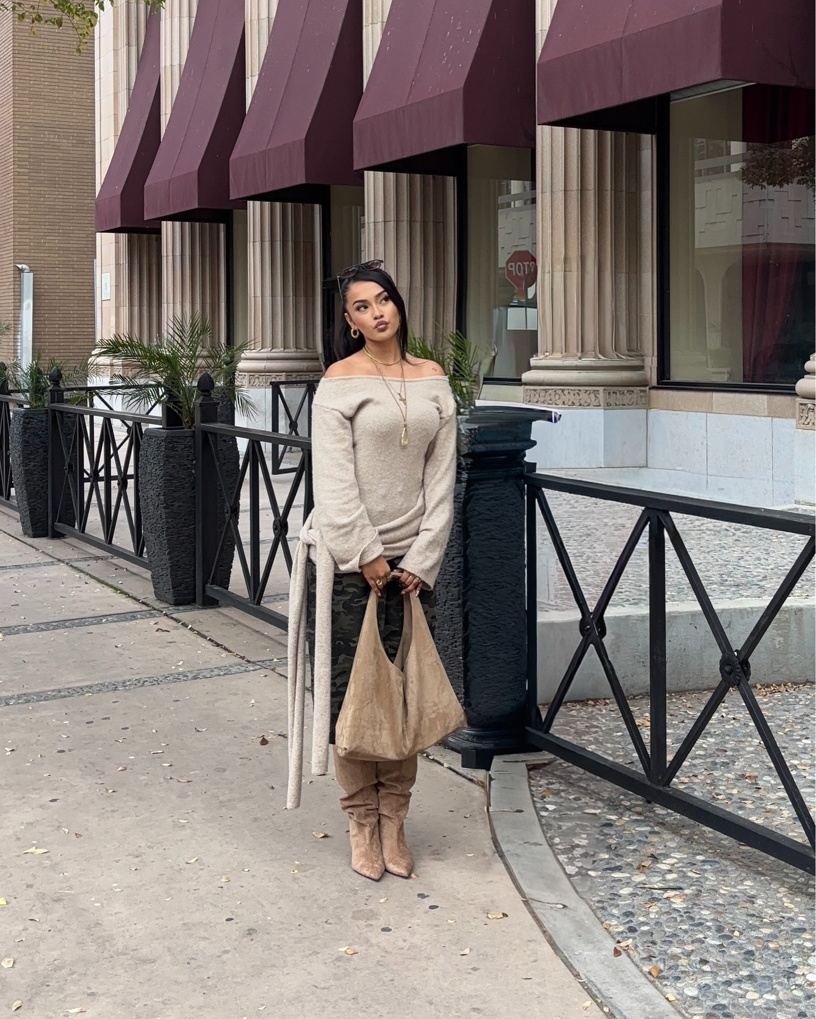 Fall it girl streetwear, cargo pants, suede boots. Tucked into boots. 

#LTKHoliday #LTKootd #LTKSeasonal