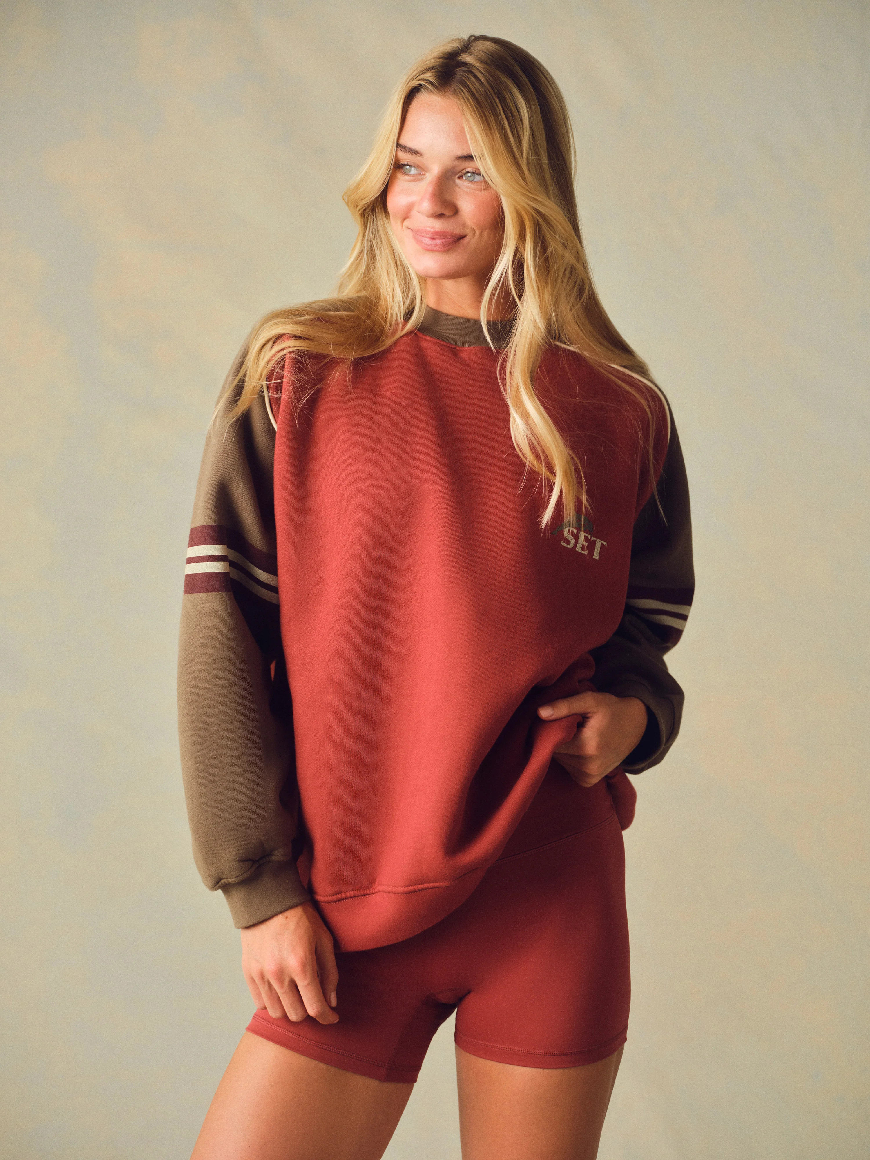 MIDWEIGHT SWEATS STAPLE CONTRAST BAND CREWNECK - SWEET TEA | SET Active