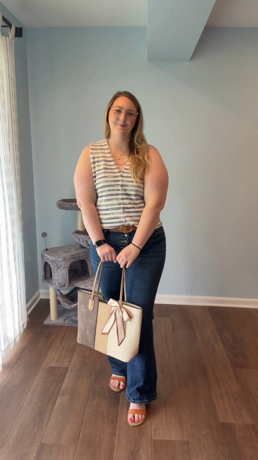 I’m really loving this outfit today! Head over to my @LTK 🔗 for all the details! #OOTD #Outfit #OutfitInspo #MomOutfit #StyleOver30

#LTKootd #LTKMidsize