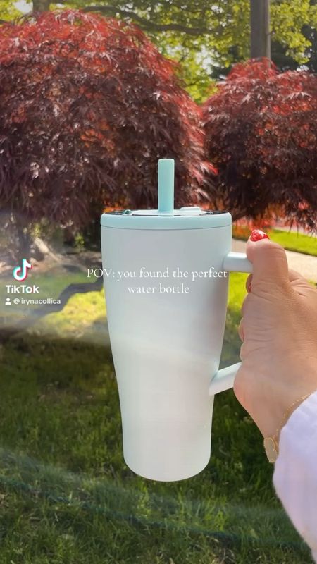 The perfect water tumbler and it’s 100% leakproof. 

Brumate 30oz Era 
Brumate water tumbler
Water bottle 
Leakproof water bottle

#LTKFindsUnder50 #LTKFamily #LTKSeasonal