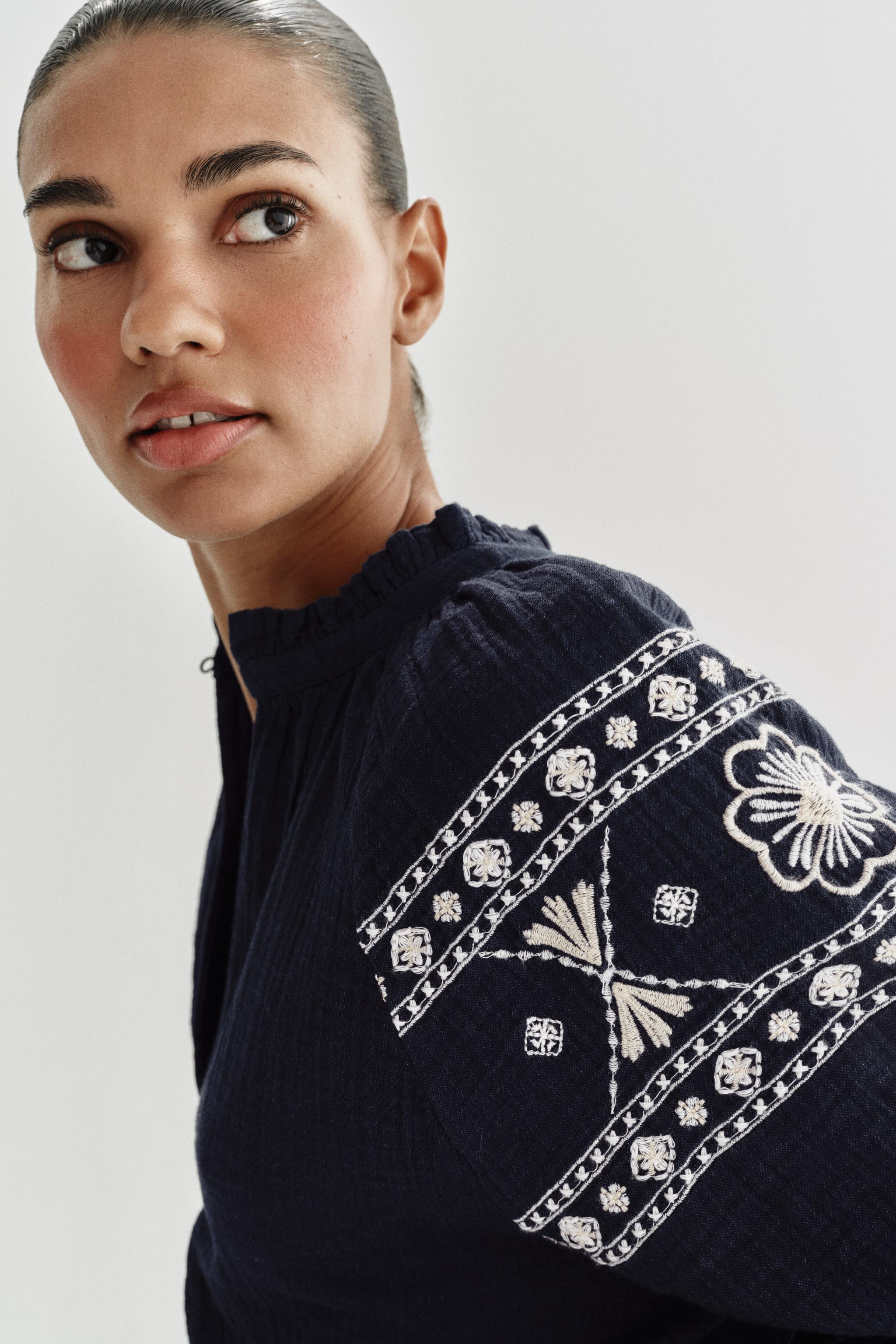 EMBROIDERED BALLOON SHIRT | Zara FR