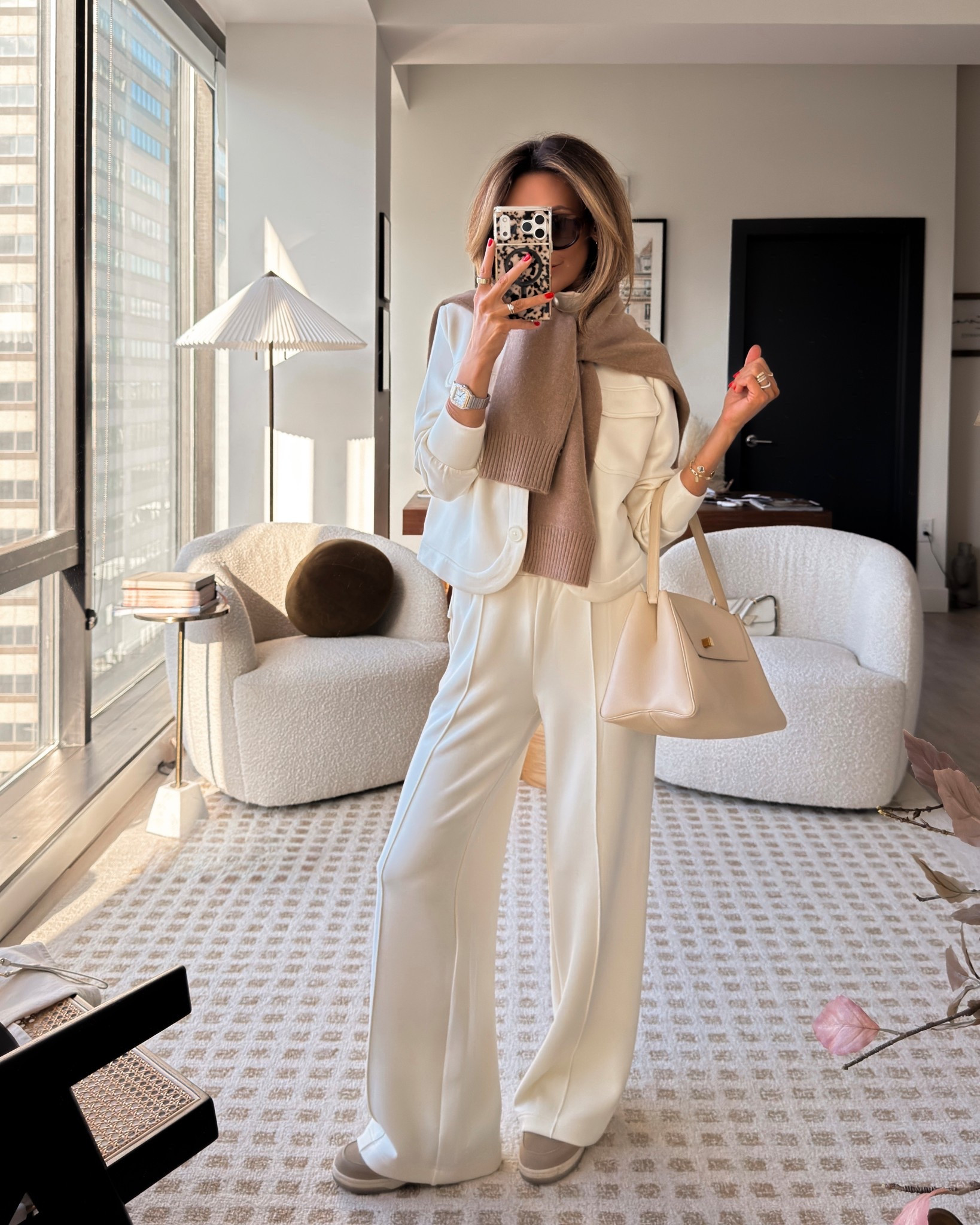 Road trip uniform 🚗 comfy but make it chic! 

This set is perfectly layered, I’m adding the coat I’m wearing also (because it’s cold up in Chi-town!) 

Size xs on all pieces 

