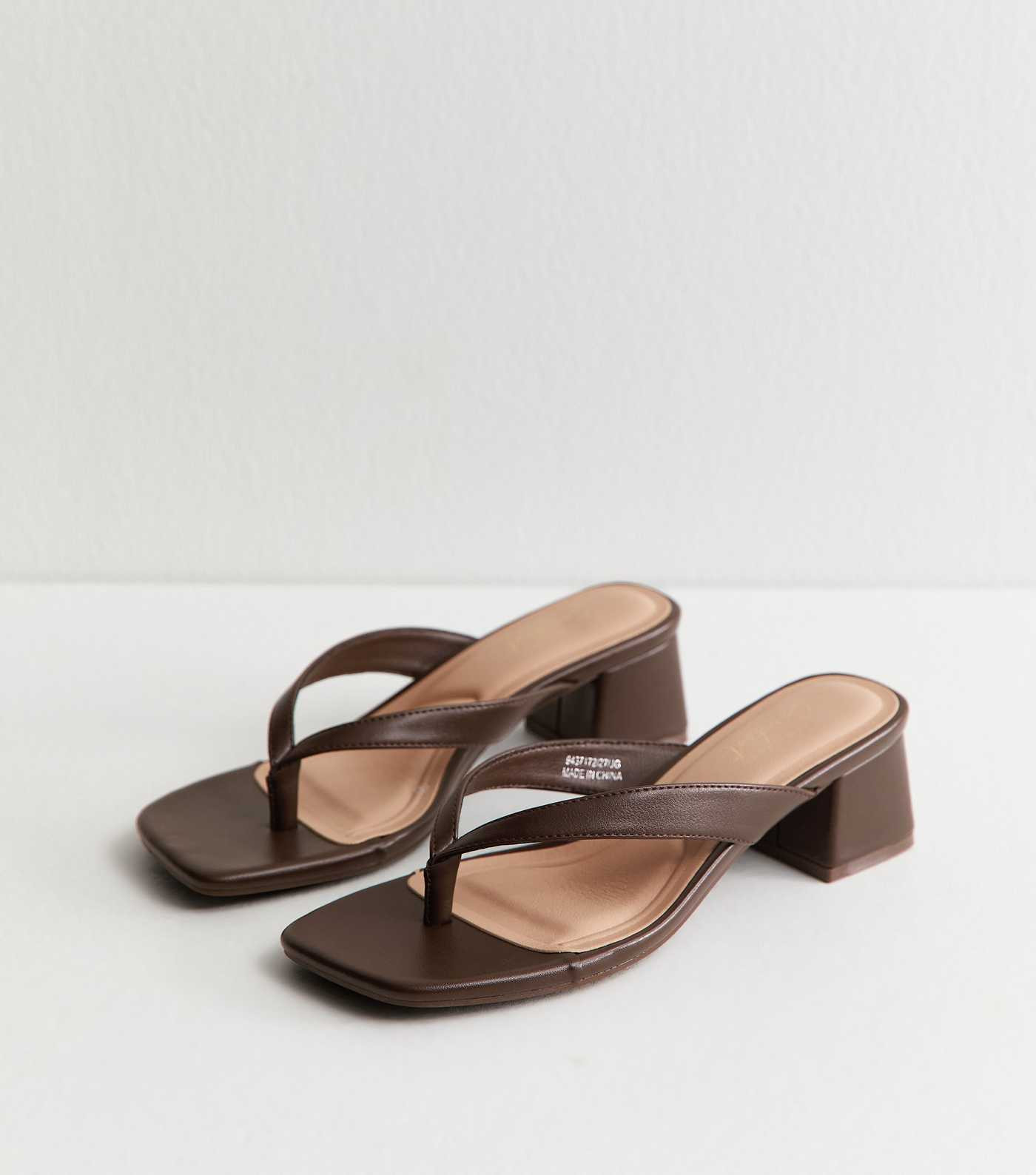 Dark Brown Faux Leather Toe Post Block Heel Sandals | New Look | New Look (UK)
