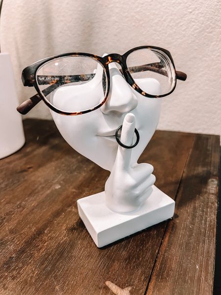This is one of my favorite things in my bedroom. Holds my glasses and ring. 


Home decor, glasses holder, amazon, neutral, white, ceramic, minimalist 

#LTKunder50 #LTKhome #LTKFind