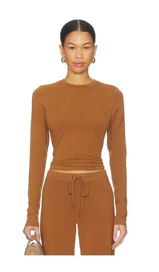 SKIMS Cotton Jersey Long Sleeve T-shirt in Brown. - size S | Revolve Clothing (Global)
