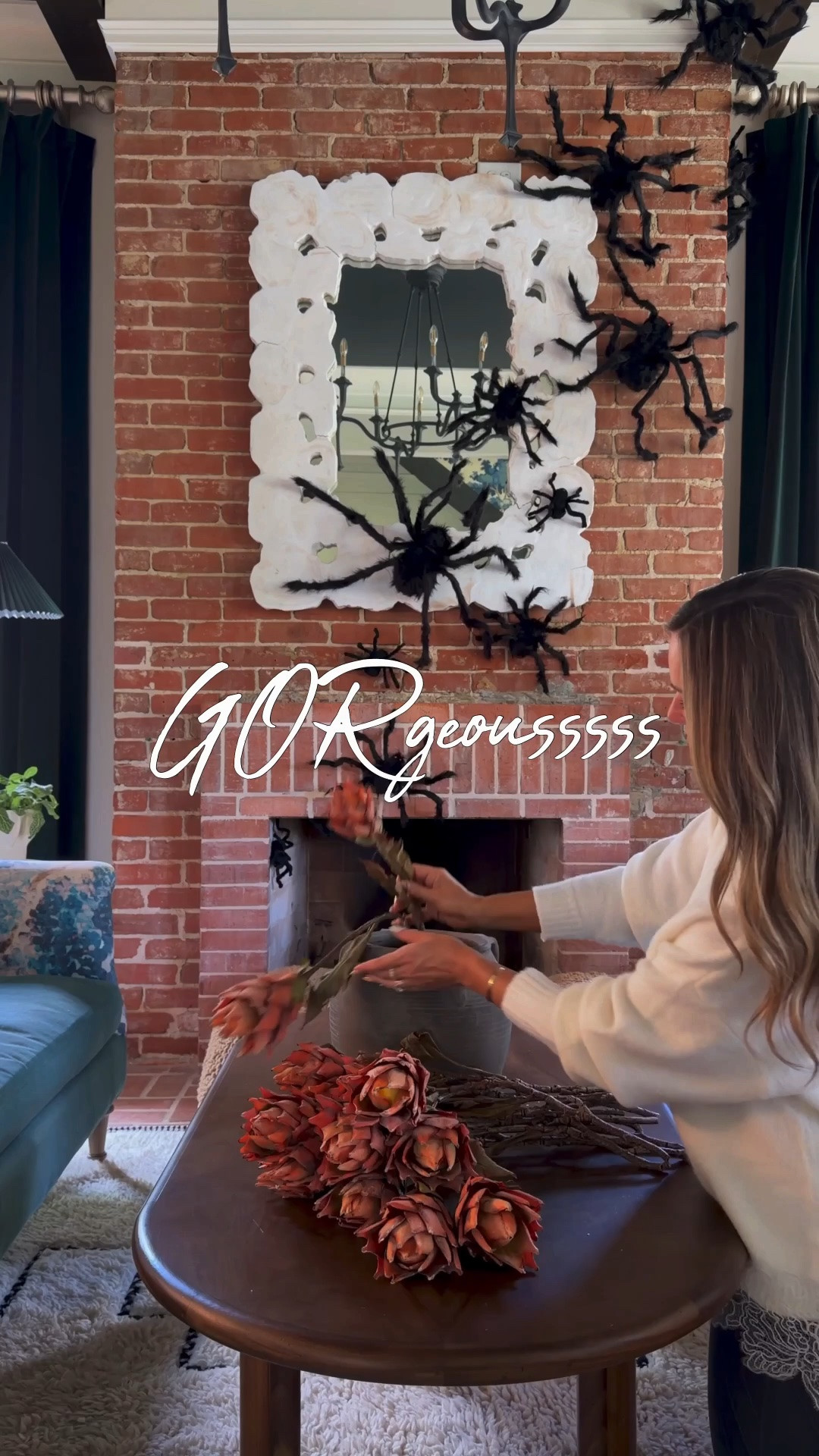 The most GORGEOUS Fall florals! 🍁

#LTKOver40 #LTKHome #LTKSeasonal