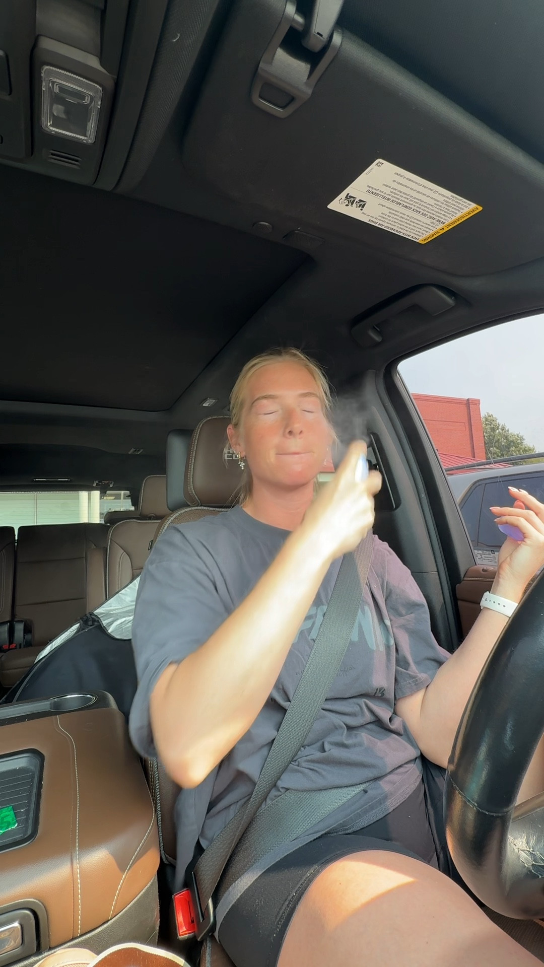 I am hyper fixated on this hydrating glow top up spray y’all. It smells delicious & it’s literally 50+ SPF!!!!

#LTKU #LTKFindsUnder50 #LTKSeasonal