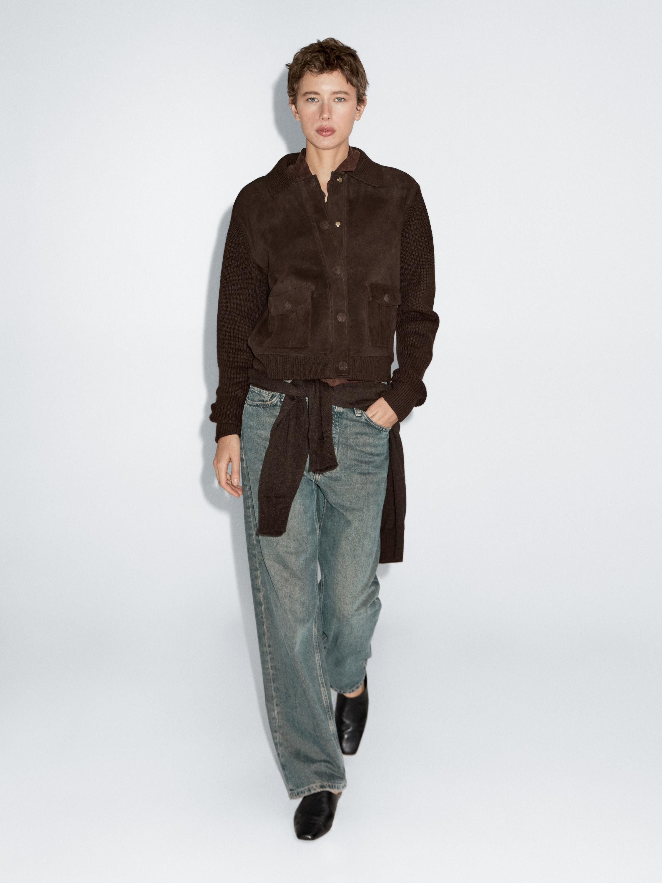 Short knitted jacket combined with suede leather | Massimo Dutti DE