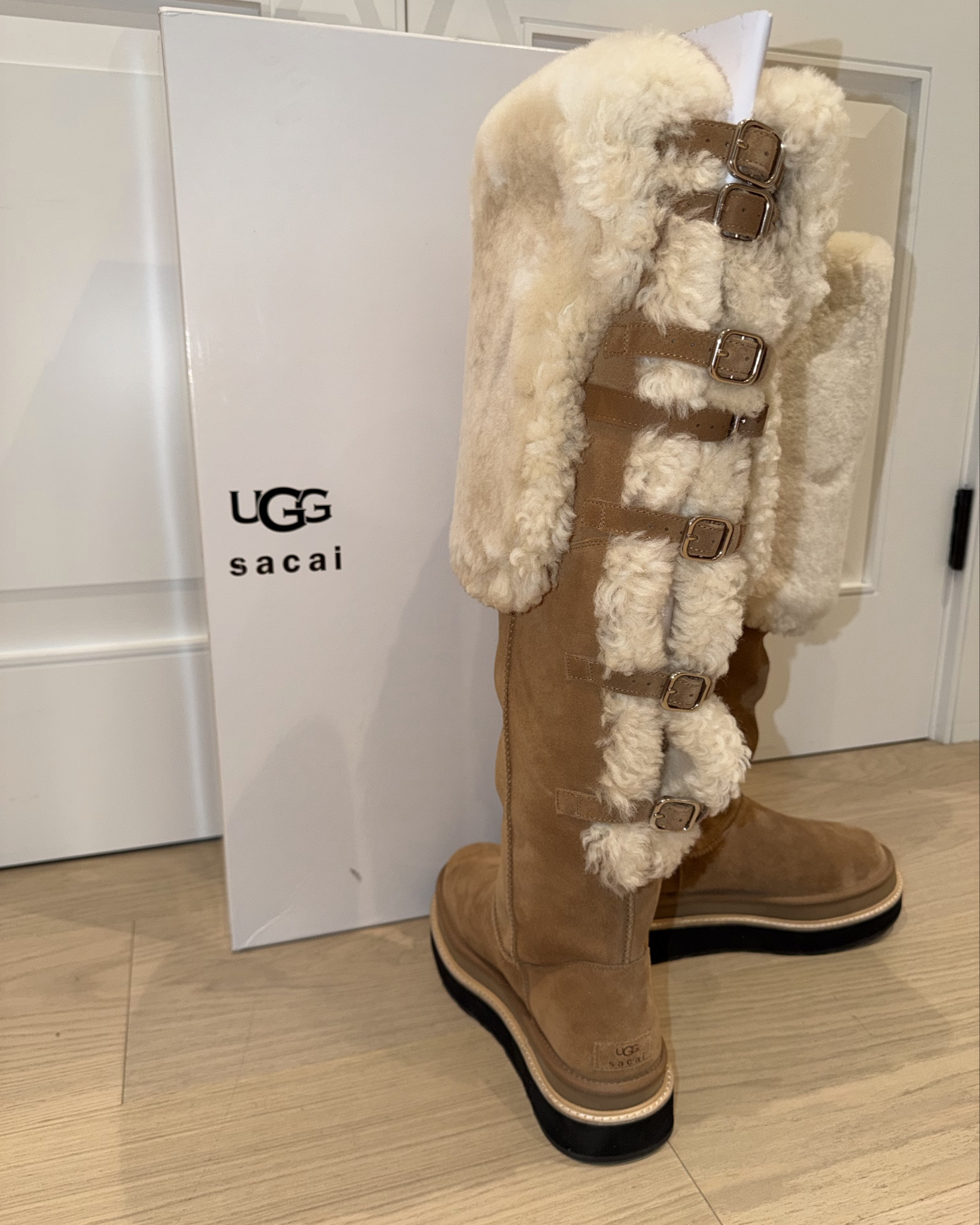 THE boot for winter!! Ugg x sacai

#LTKSeasonal #LTKGiftGuide #LTKTall