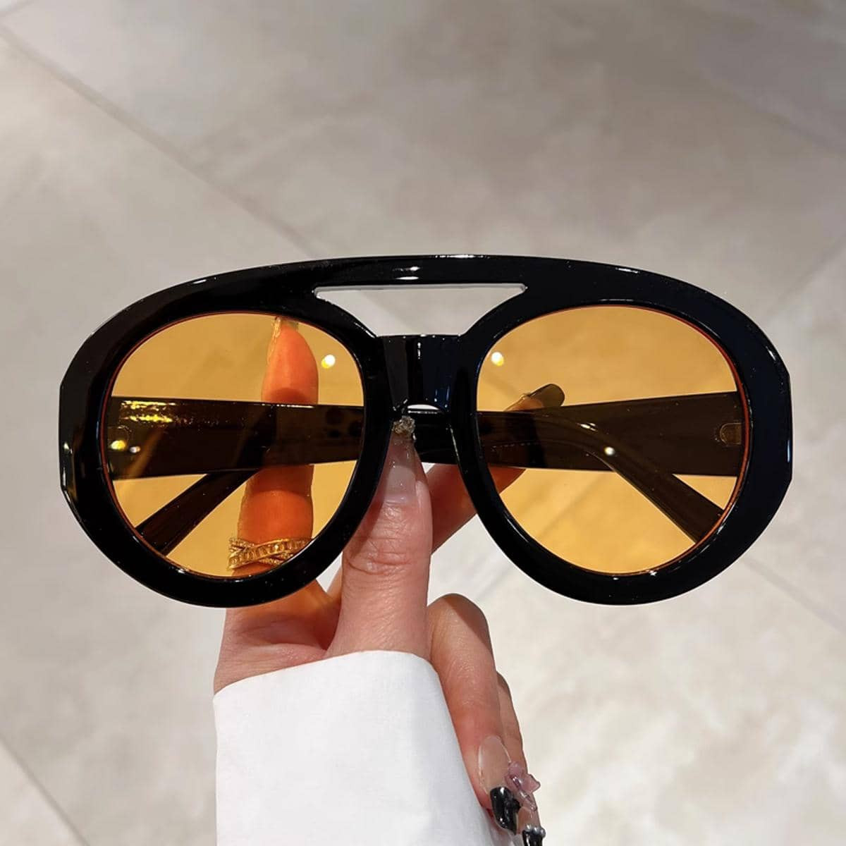1pair Women Tinted Lens Boho Fashion Glasses For Outdoor | SHEIN