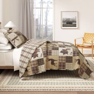 Red Reversible Rustic Lodge Patchwork Twin Microfiber 2-Piece Quilt Set Bedspread | The Home Depot