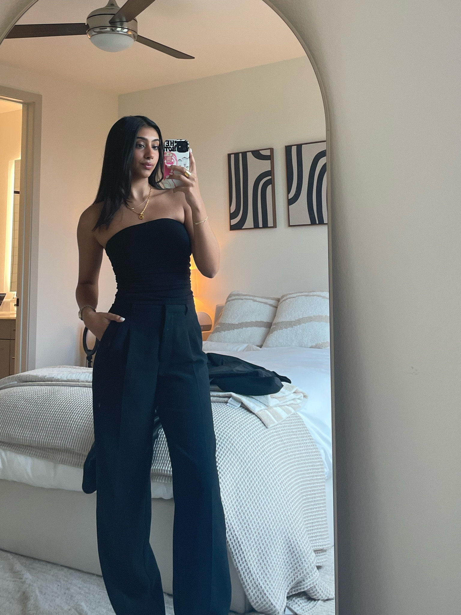 All black work outfit today! Warmer weather calls for a tube top and trousers! Always paired with a classic black blazer 🖤


#ltkfashion #ltkworkfashion #allblackoutfit #capsulewardrobe

#LTKstyletip #LTKSeasonal #LTKFind