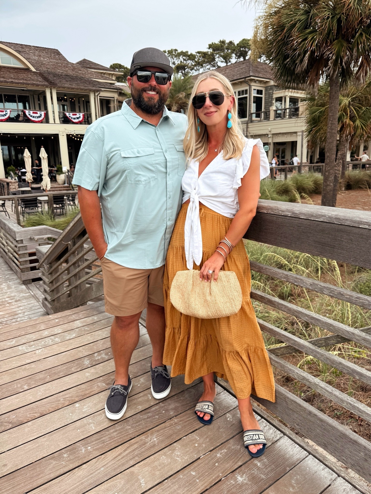 Tonight’s dinner OOTD 💛 We didn’t find this restaurant until a few years ago and it’s always in our rotation of favorites when we’re in Hilton Head—it’s called “Coast” in Sea Pines! 🌴 Linking similar of my outfit as it’s all several years old!
Shop via the 🔗 in my bio!

Vacation outfits, summer outfits

#LTKootd #LTKdayinmylife #LTKTravel