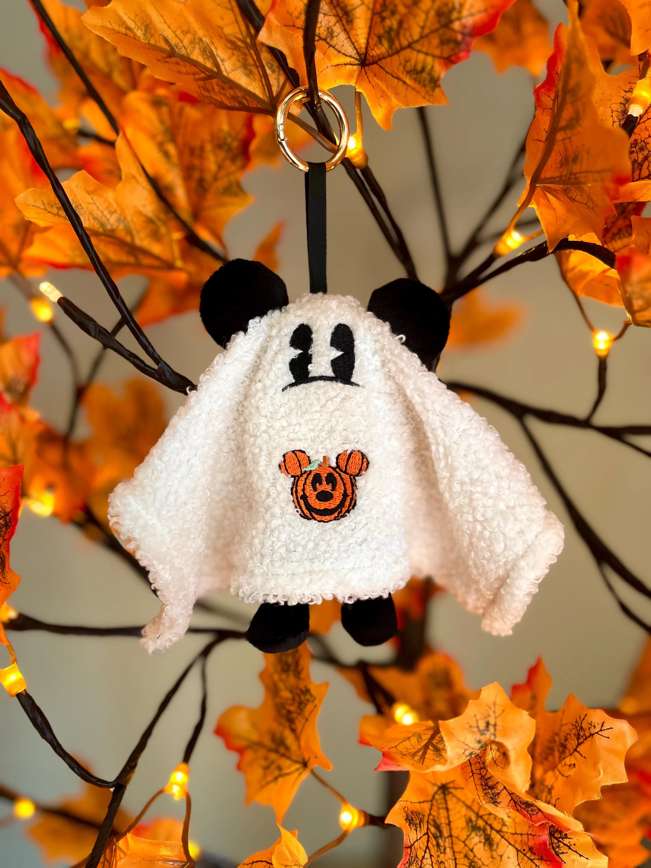 Mickey Ghosty keychain - PRE-ORDER est to arrive end of SEPTEMBER | Etsy (Global)