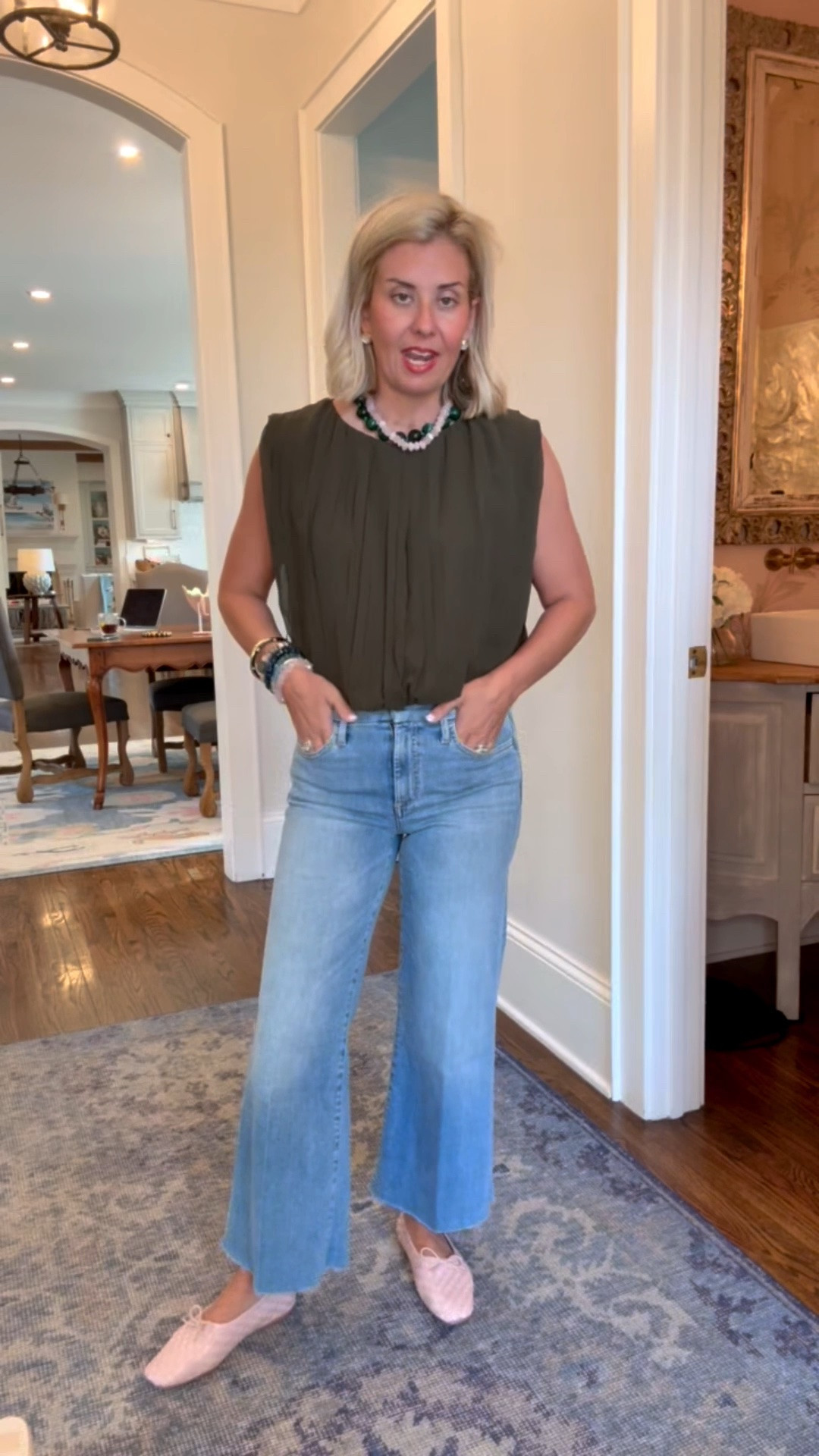 Adorable top and favorite denim for the win!! 
Top - xs
Jeans - 26P
Flats - 7 (sized 1 down)

*code Catherine20 at Allie + Bess

#LTKdayinmylife #LTKootd #LTKmomlife