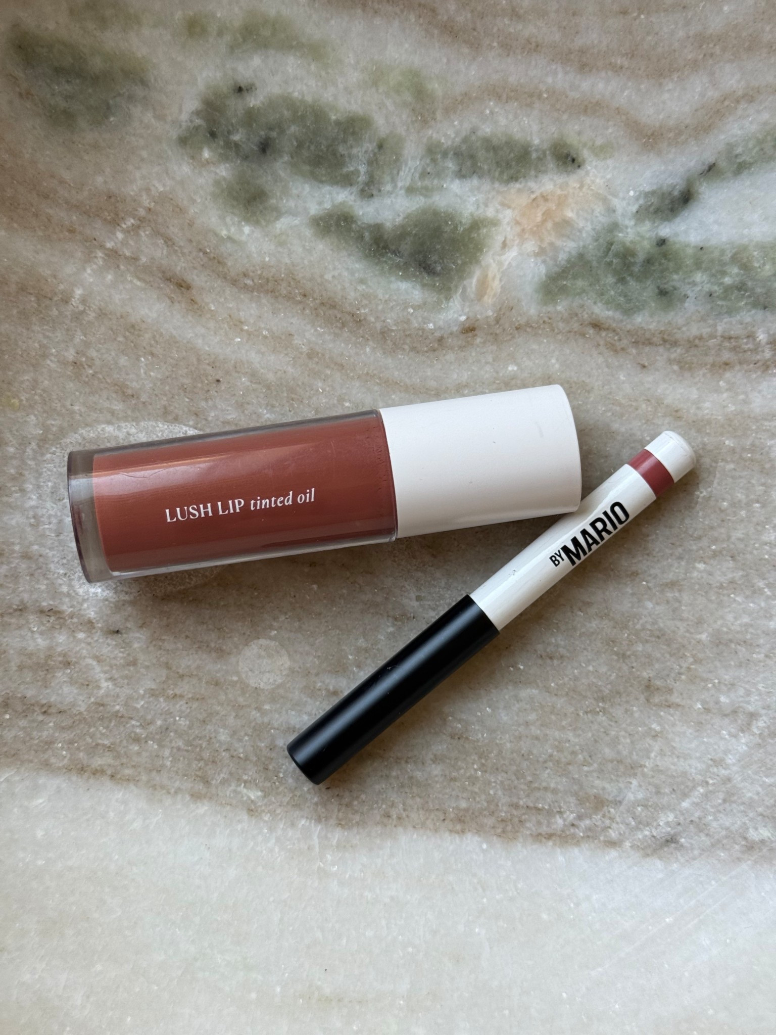 current lip combo on rotation 🫦
Liner: rich mauve
Lip oil: daylily petal

#LTKBeauty #LTKTravel #LTKU
