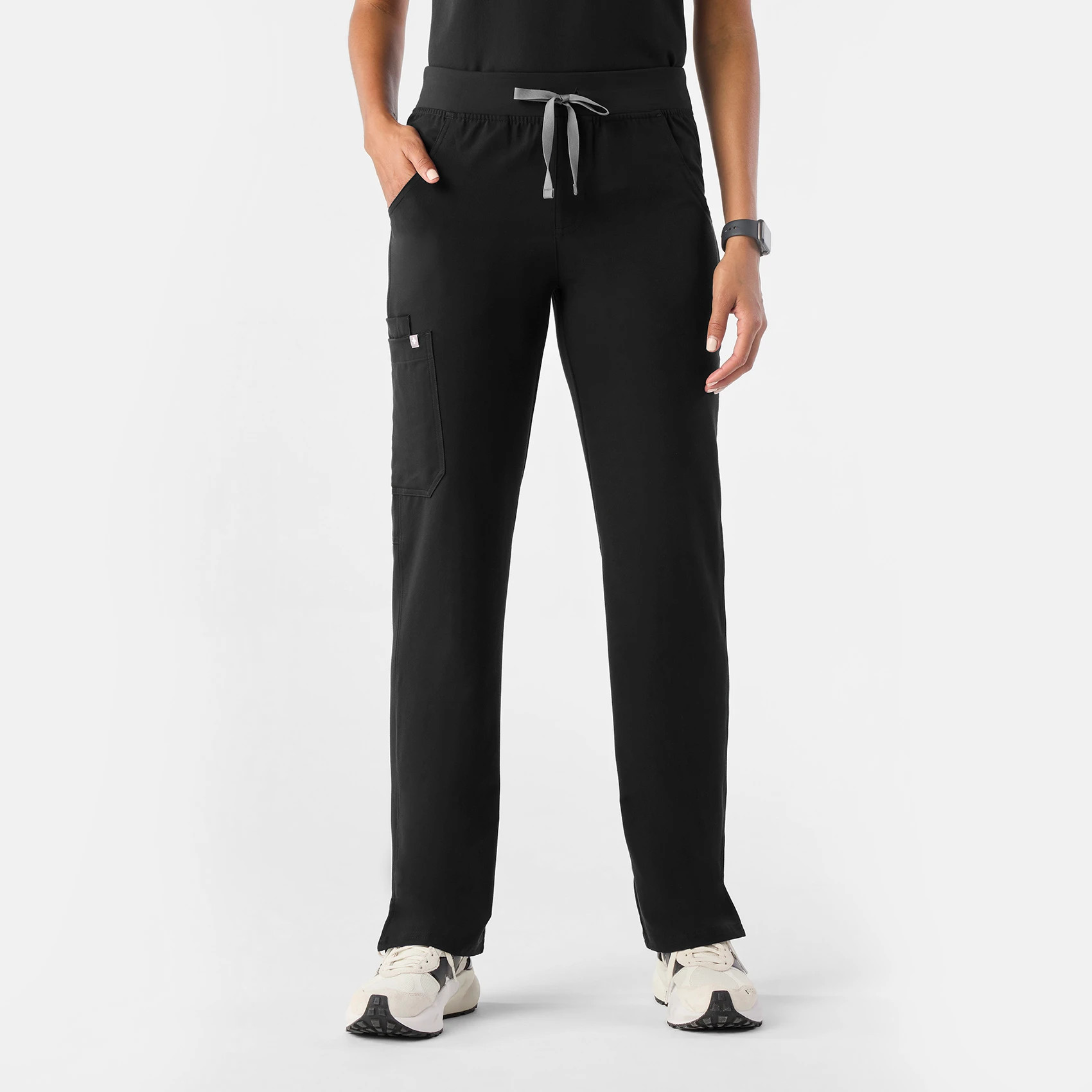 Kade Cargo Scrub Pants™ | FIGS