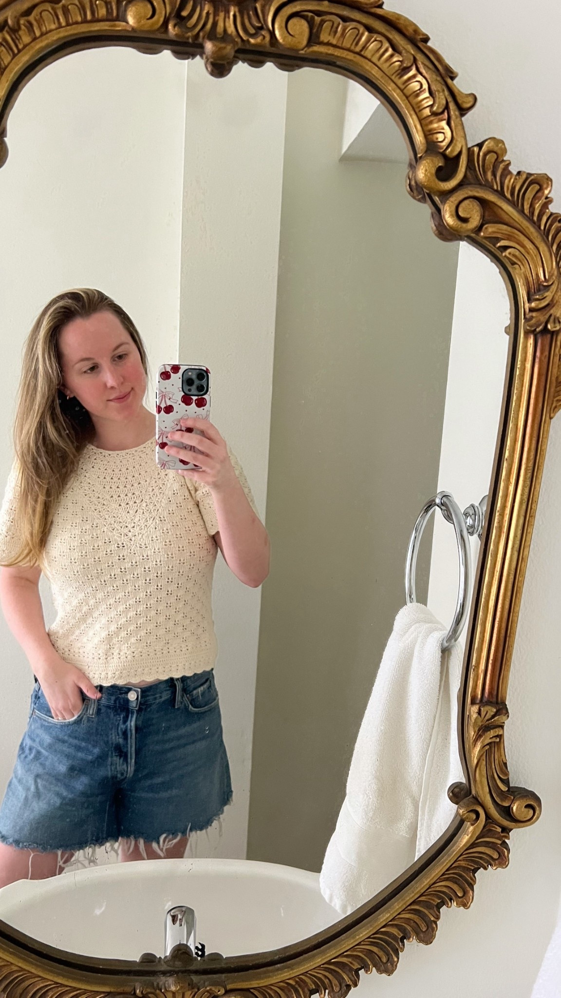 Knit top and jean shorts 

#LTKStyleTip #LTKHome #LTKFestival