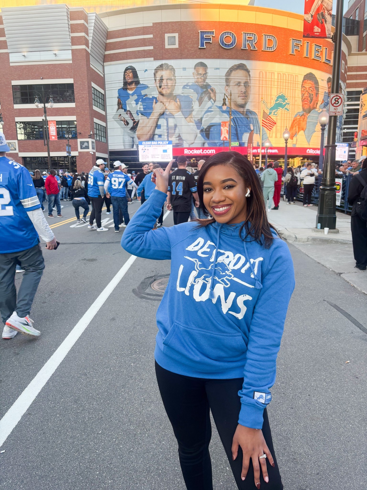 Go Lions 💙🦁

#LTKPetite #LTKFindsUnder100