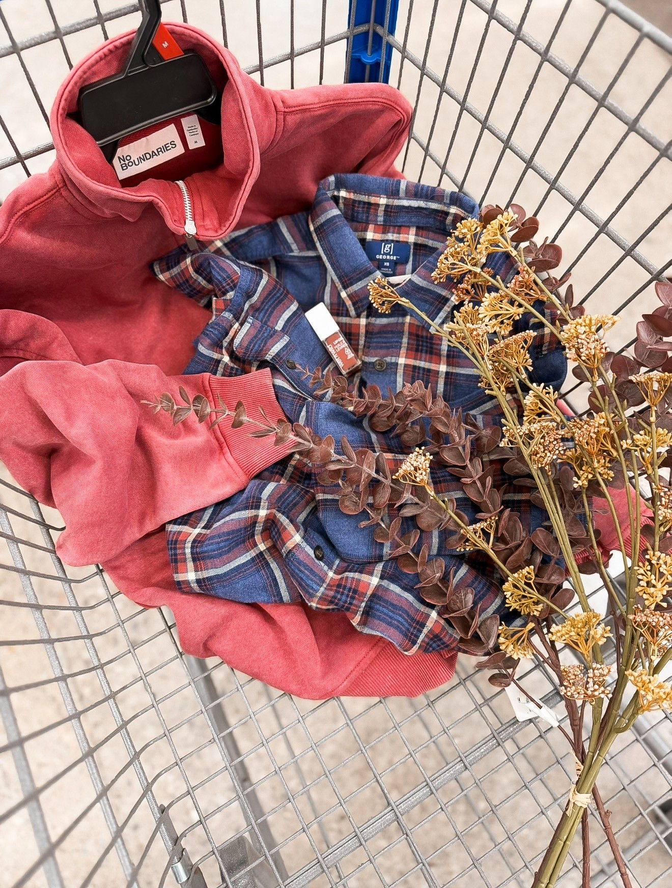 I can’t step in Walmart without finding some kind of Fall cuteness. These men’s section finds are 👏👏👏

#LTKSeasonal