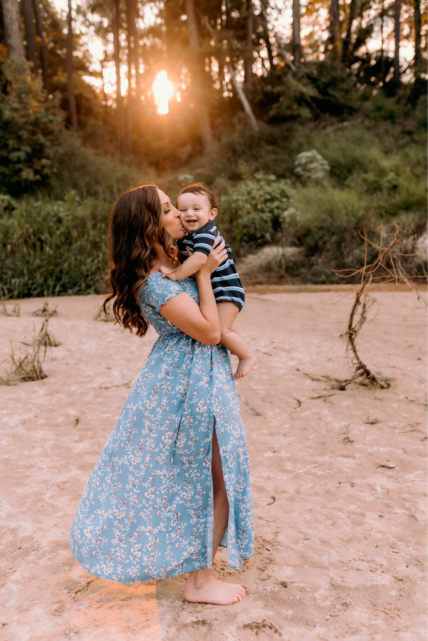 The perfect Amazon dress for family photos 

#LTKunder50 #LTKfamily #LTKwedding