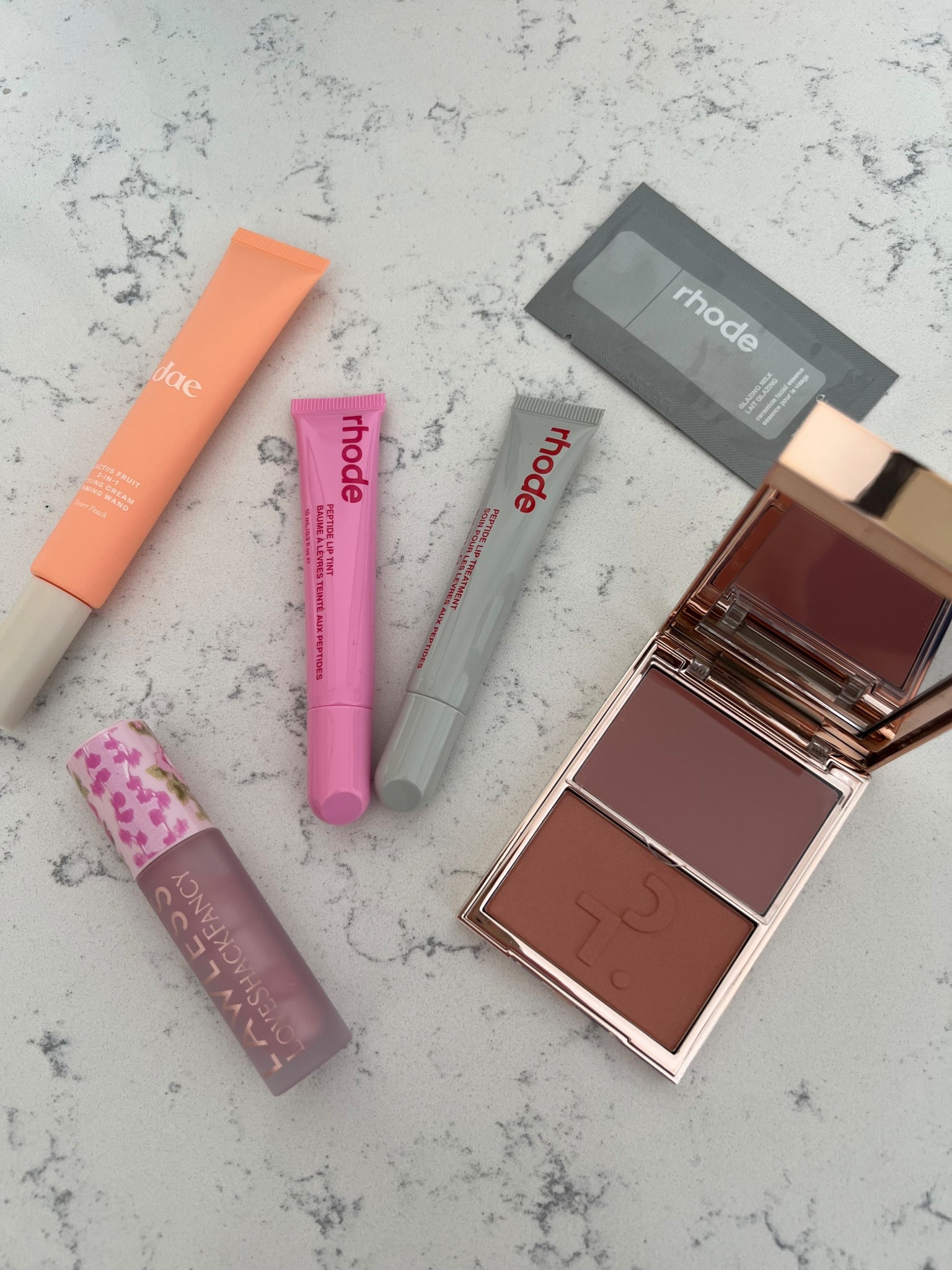 Makeup haul because rhode just launched at Sephora 💕

Shades: 

Patrick ta: not too much
Lawless: heirloom 
Rhode: jelly bean, and strawberry glaze
Dave: peach styling wand



Rhode peptide lip treatment, Strawberry glaze, jellybean lip tint, dae styling wand, lawless love shack fancy heirloom, Patrick ta not too much

#LTKSaleAlert #LTKBeauty #LTKFindsUnder100