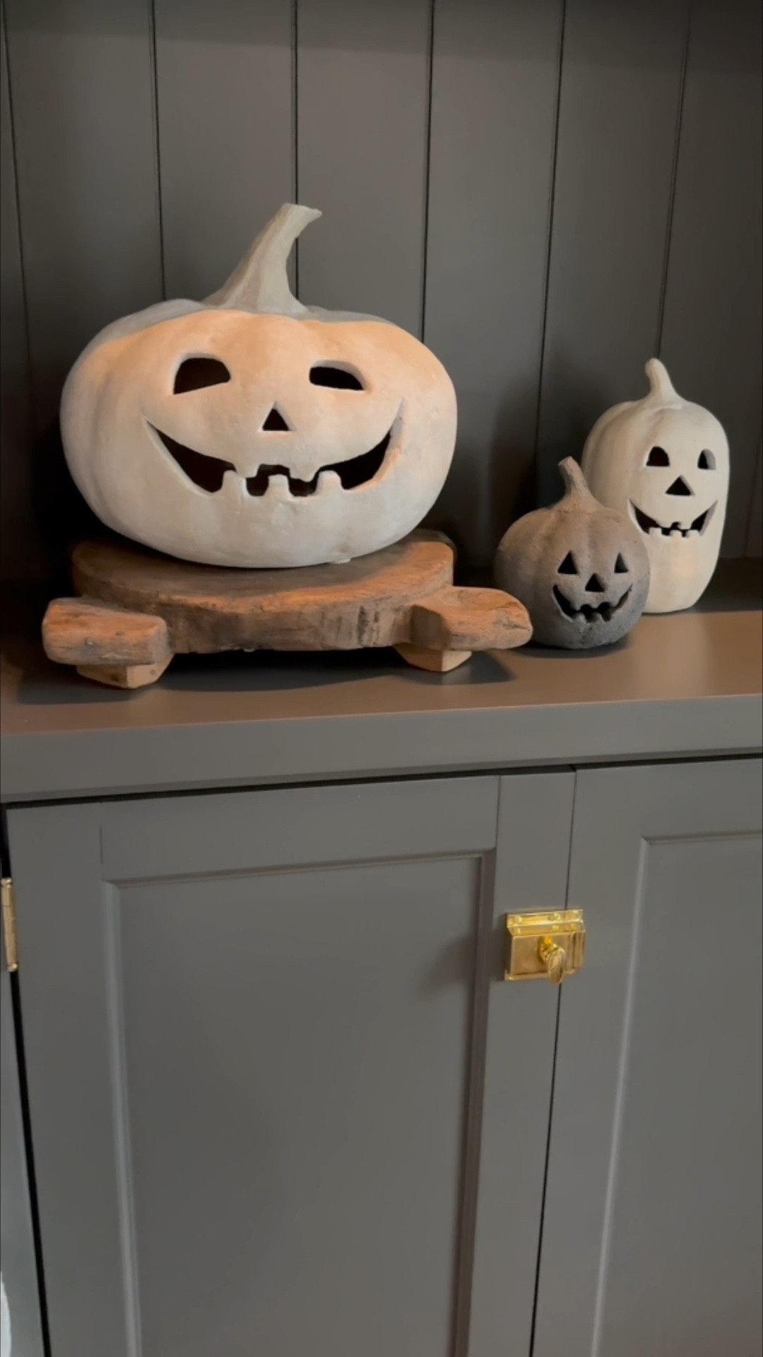 Terracotta Jack o lanterns

#LTKSeasonal #LTKHome