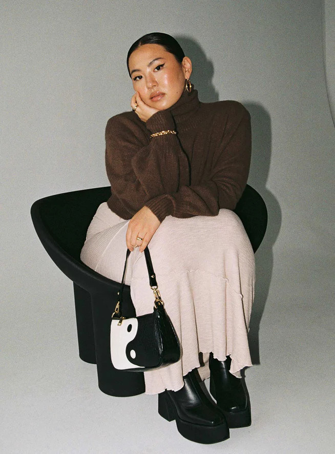 Zahara Cropped Turtleneck Sweater Brown Curve | Princess Polly US