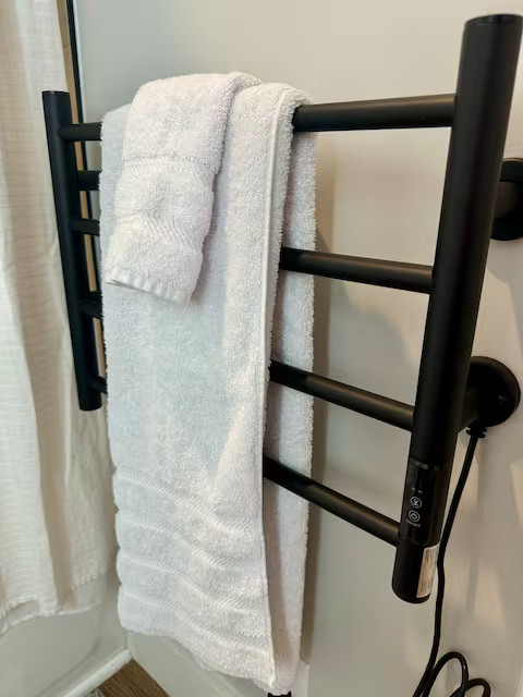 Towel warming racks are an all time favorite amenity! 

 #LTKHome