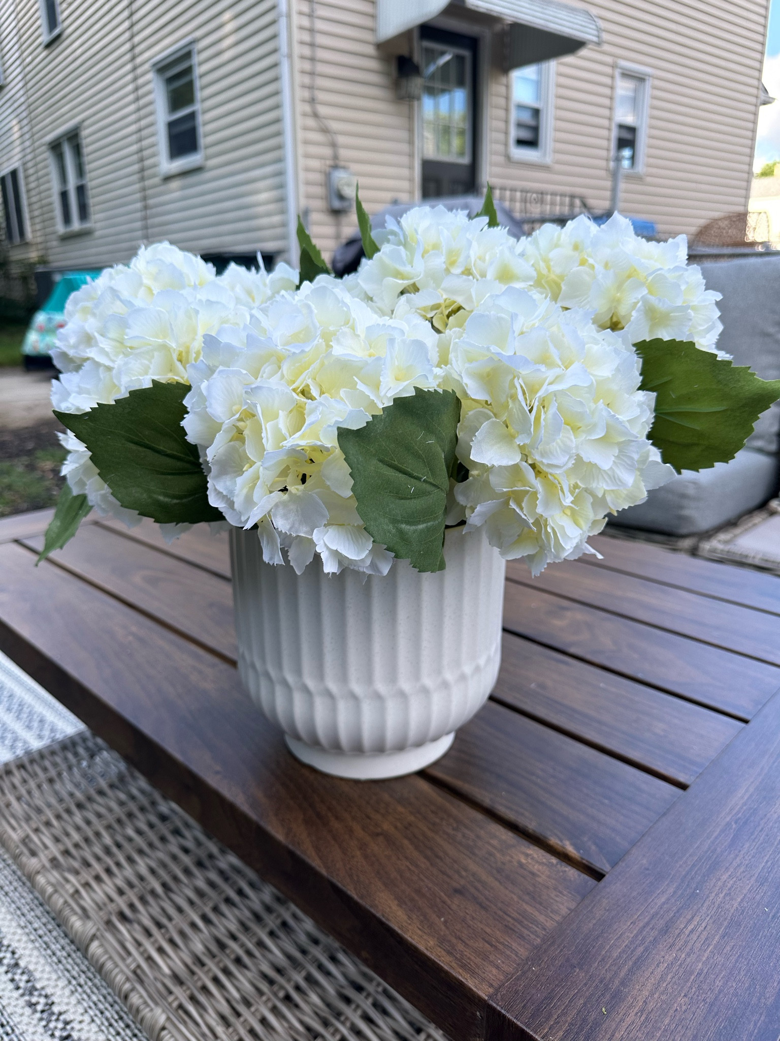Faux real hydrangeas 

#LTKHome #LTKFindsUnder100