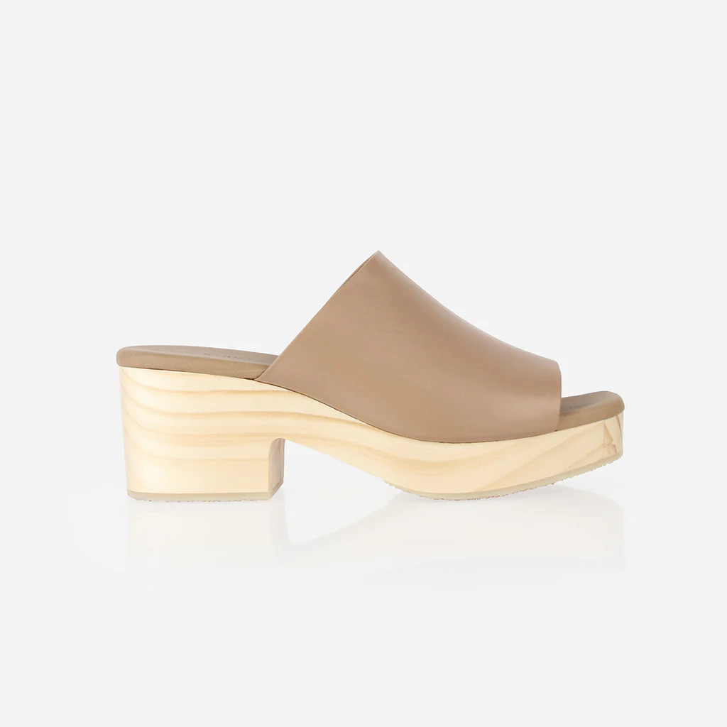 The Boardwalk Clog Biscotti | Poppy Barley