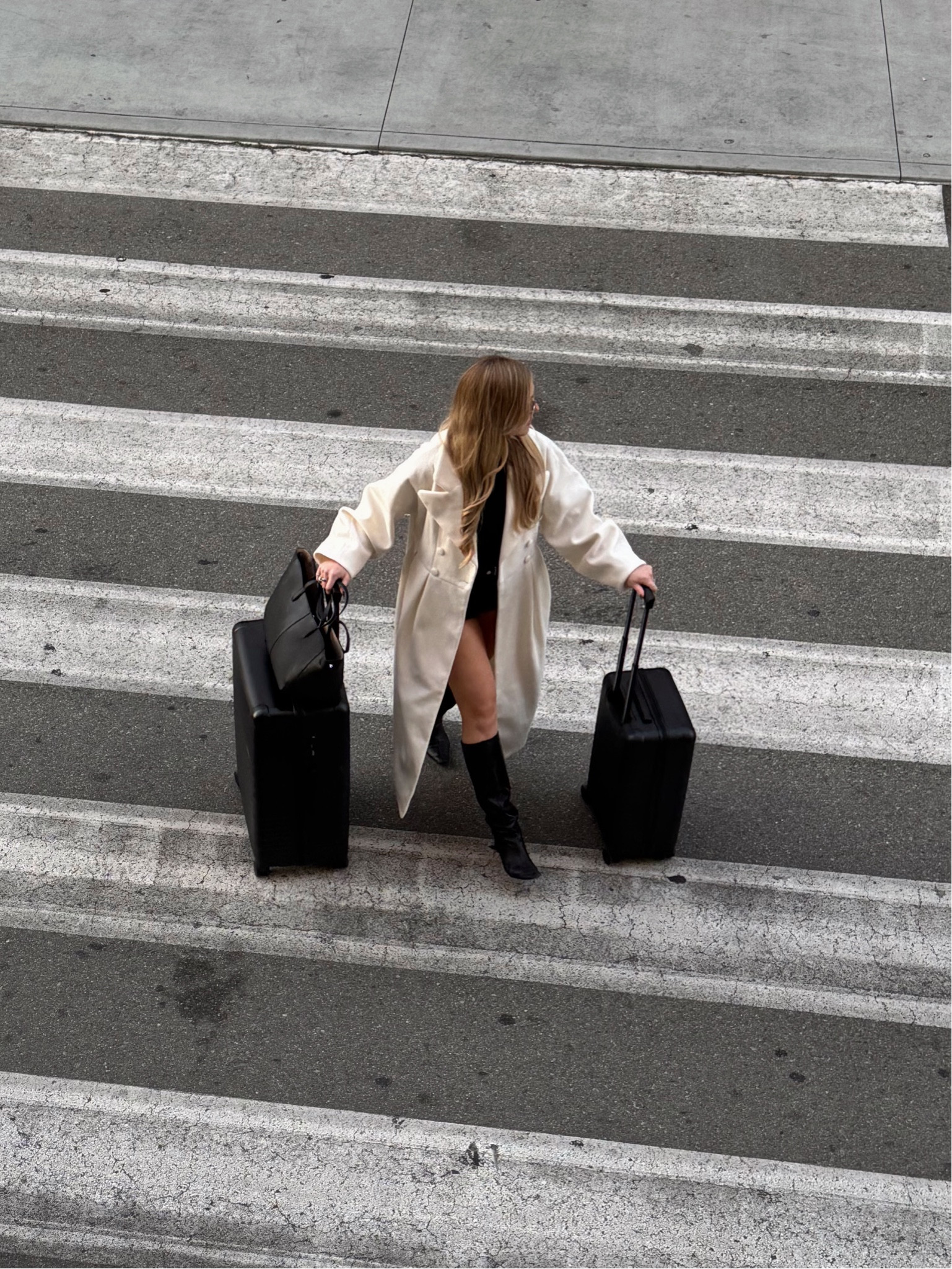 On the go!!! 

#LTKStyleTip