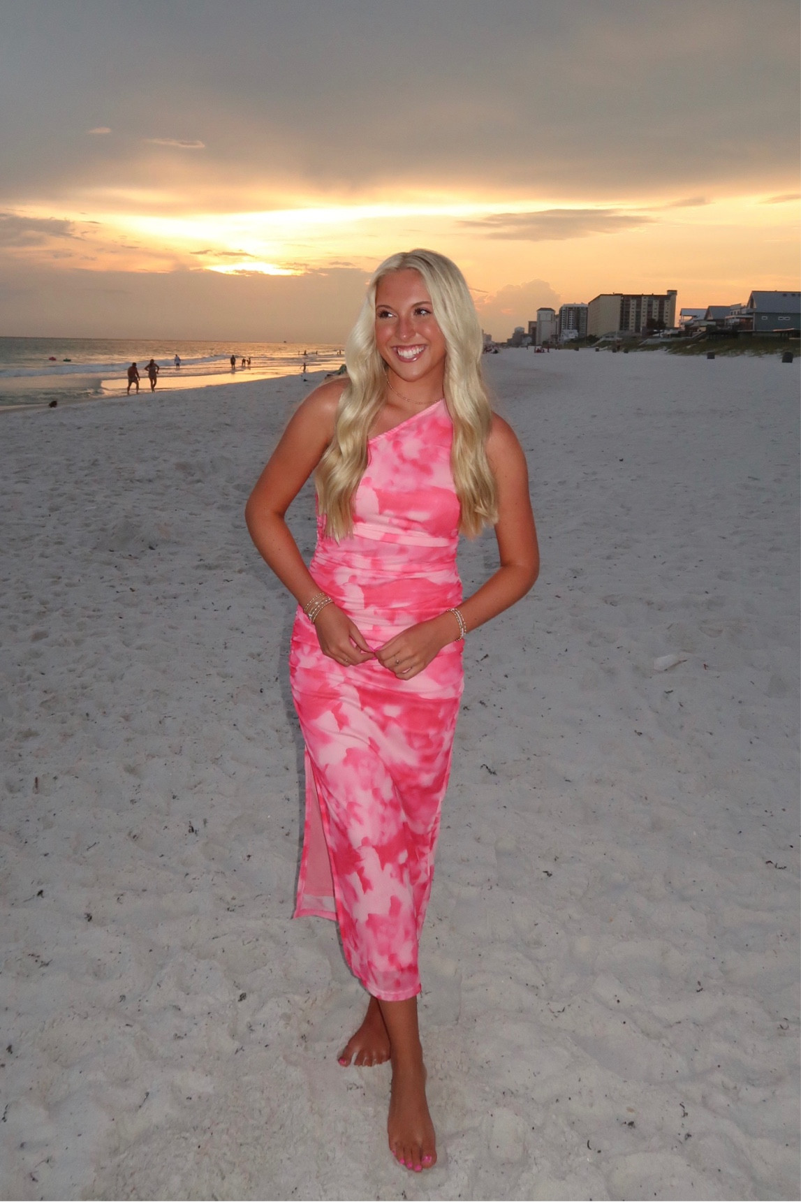 wearing a small!!🩷

#LTKtravel #LTKstyletip #LTKfindsunder50