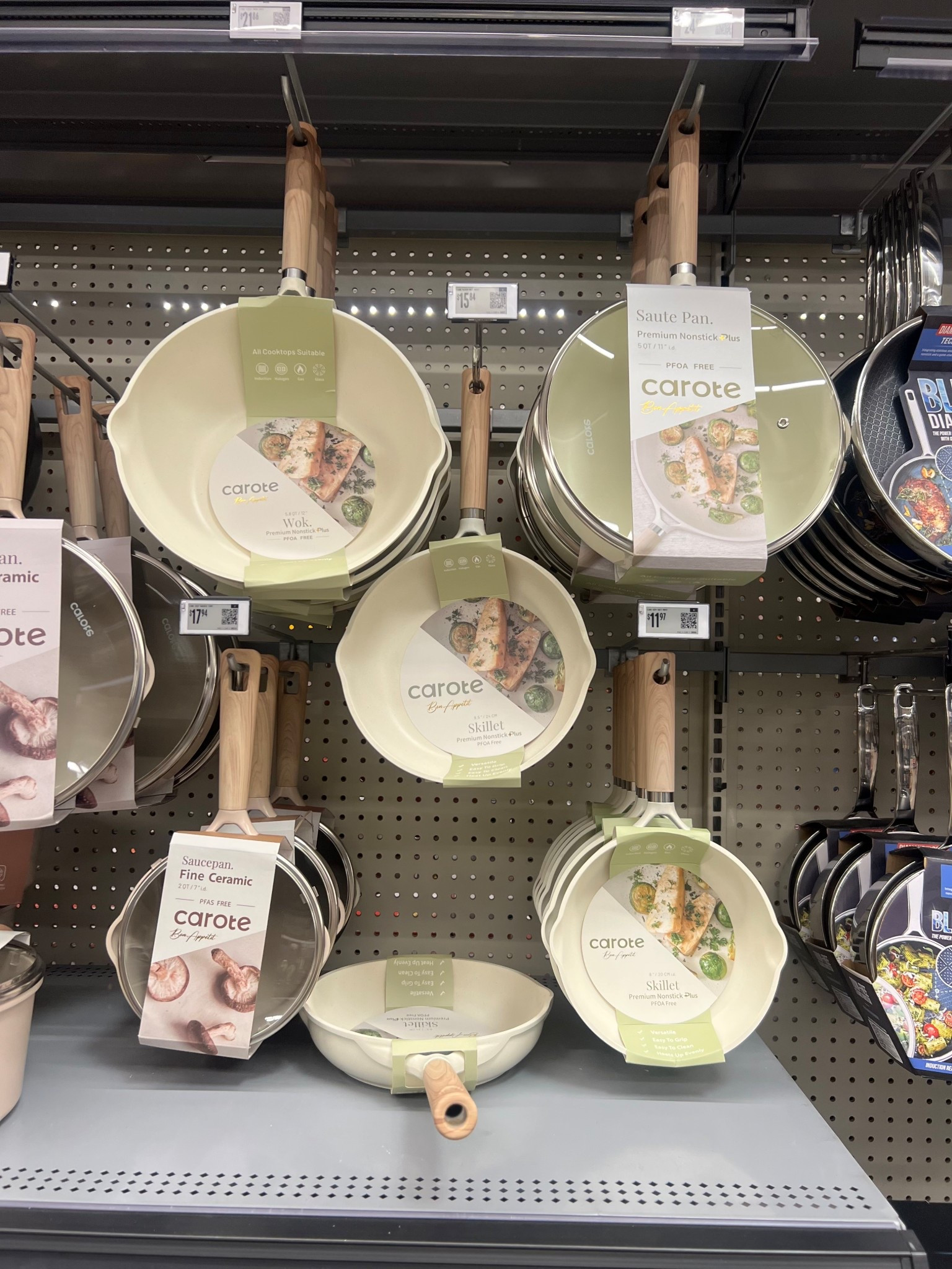 Gift guide for Moms 

#LTKSeasonal #LTKHoliday #LTKGiftGuide