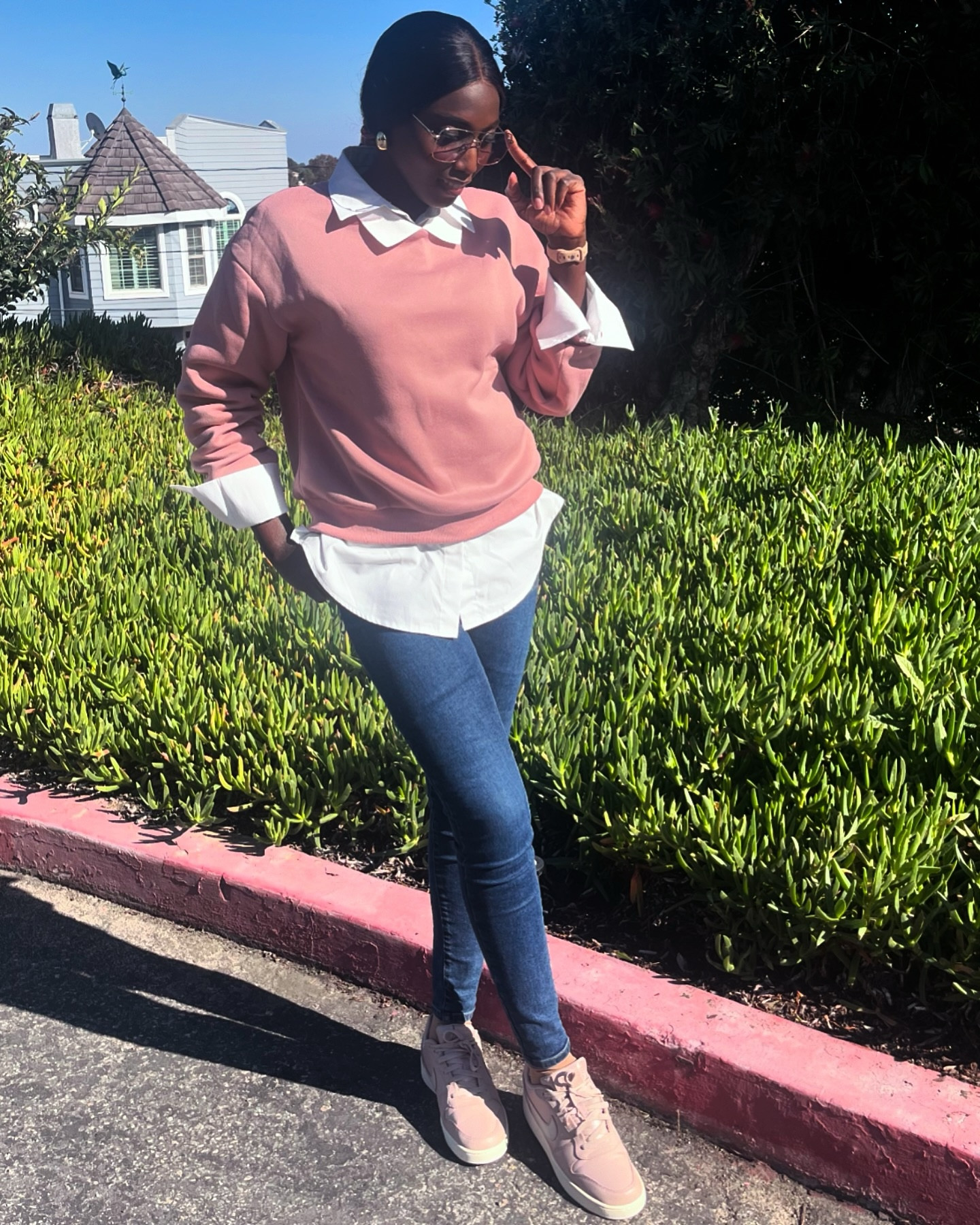Layered up in style: double collars, double the edge! Deep within my “sporty chic” era 😎🤎👟

Collar Sweater: @shein 
Shirt: @walmart @walmartfashion 
Jeans: @newlook | Sneakers: @nike