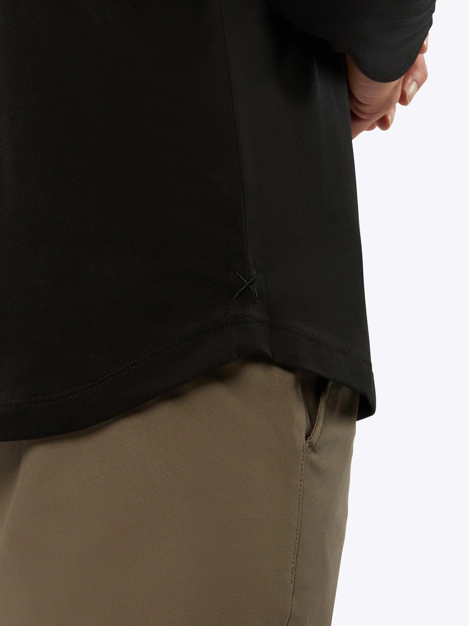 AO Long Sleeve Henley Curve-Hem | Cuts Clothing Inc.