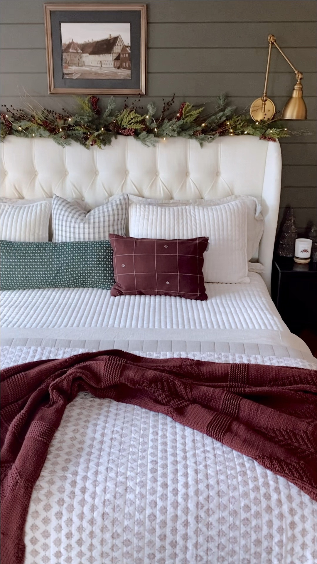 Master Bedroom + Headboard Garland



#LTKhome #LTKSeasonal #LTKHoliday