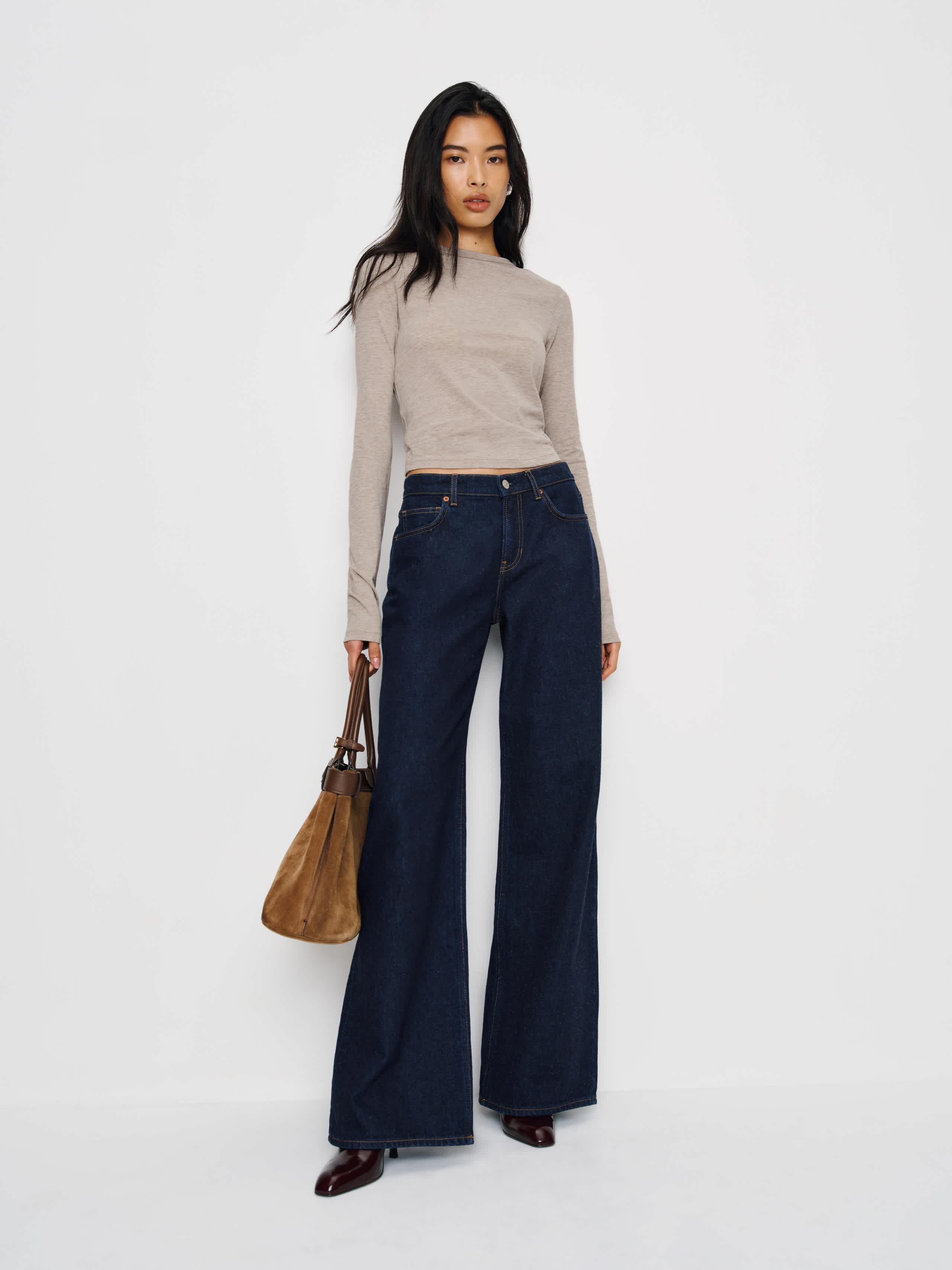 Ezra Slim Fit Long Sleeve | Reformation (Global)