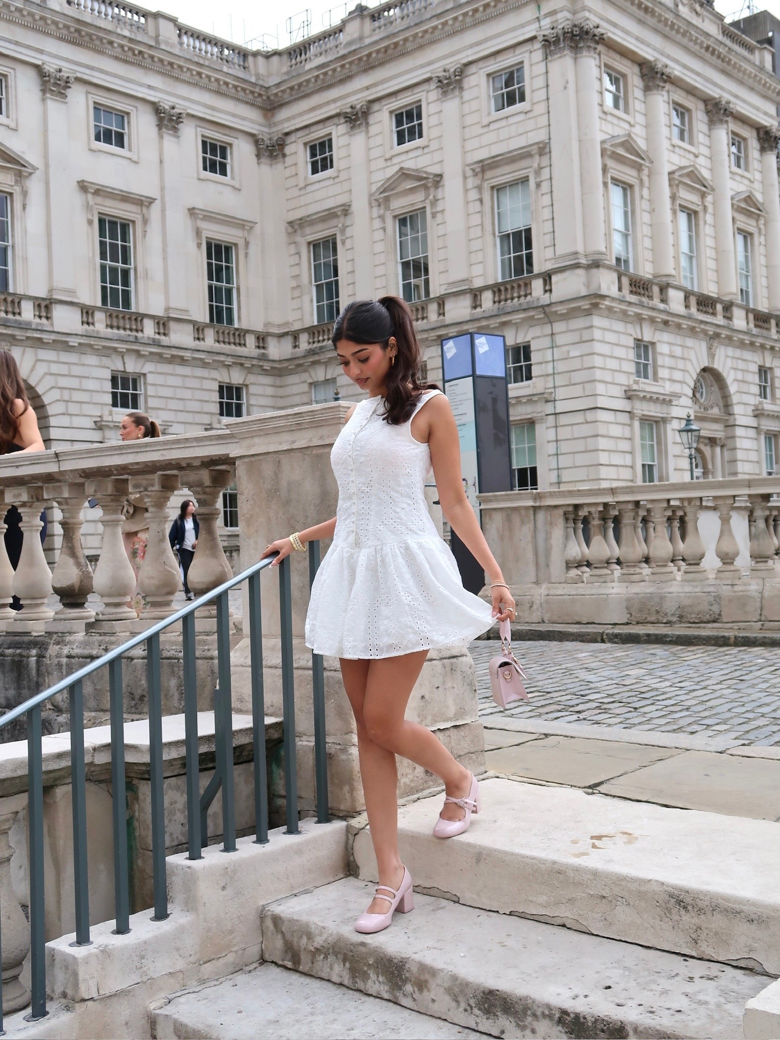 daytime chic☁️

#LTKFindsUnder50 #LTKStyleTip