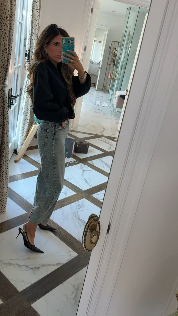 Super soft H&M pullover! I’m wearing a small and US 4 in jeans color light blue! 

Zara fashion, Zara finds, H&M fashion, H&M finds, Fall outfits women, Fall pullover, Teacher outfits, Business casual workwear, Gemme Beauty, Emily Gemma

#LTKSeasonal #LTKgrwm #LTKdayinmylife