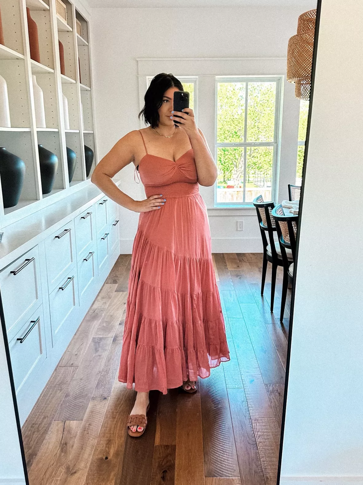 Maxi Dresses for Moms With Curves or Big Boobs - The Mom Edit