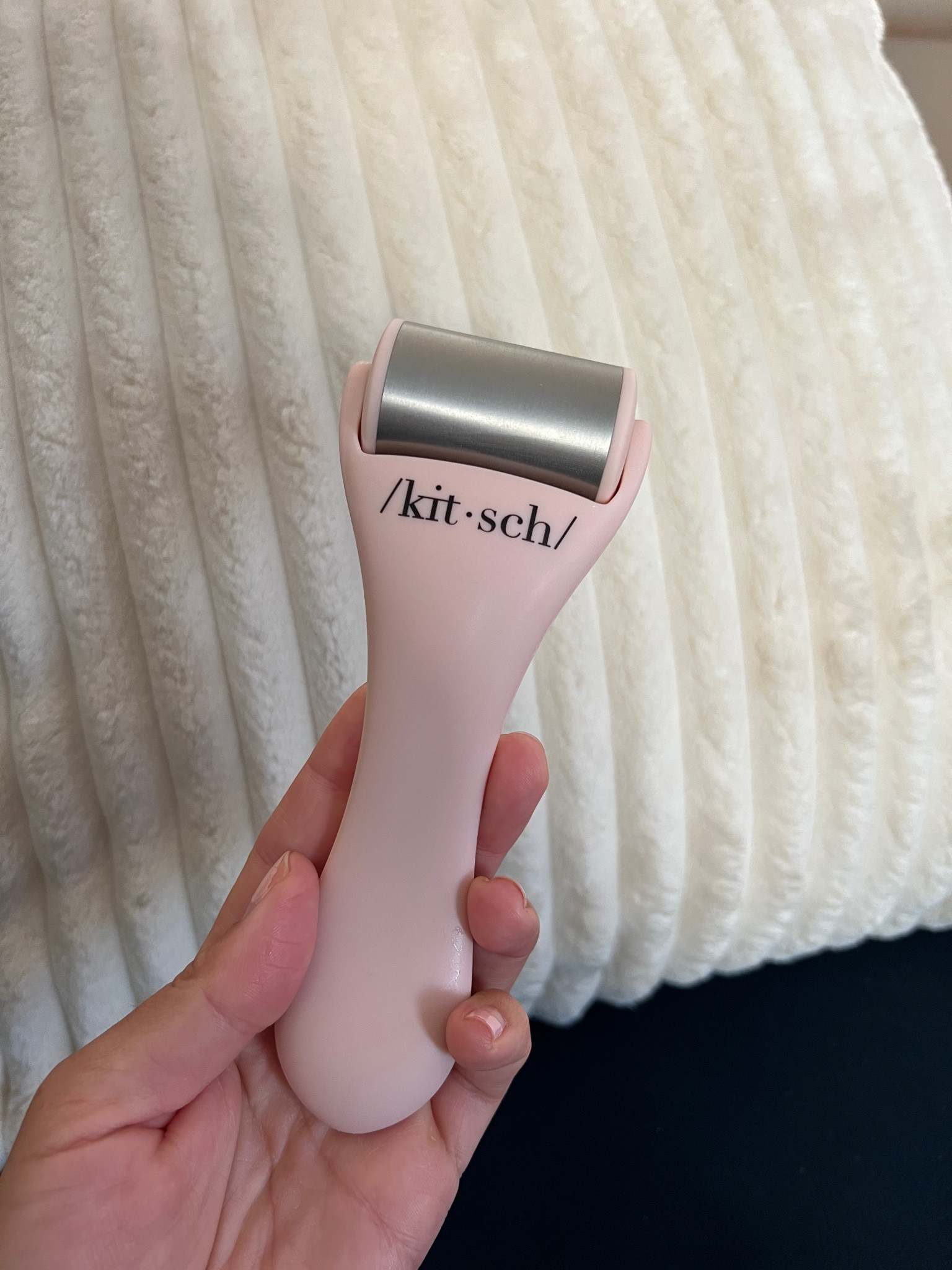 The best fave ice roller to relax before the week ahead

Self care Sunday, beauty tools, ice roller 

#LTKbeauty #LTKunder50