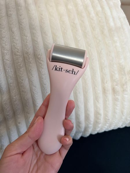 The best fave ice roller to relax before the week ahead

Self care Sunday, beauty tools, ice roller 

#LTKbeauty #LTKunder50