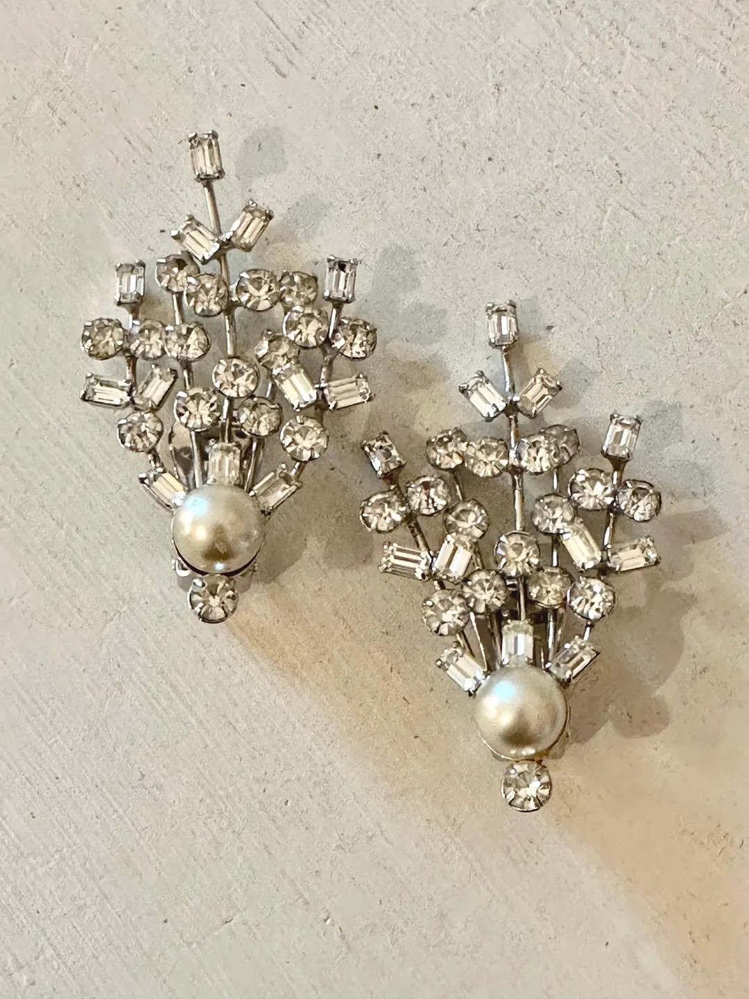 Vintage Rhinestone and Faux Pearl Unsigned Bridal Earrings - Etsy | Etsy (US)