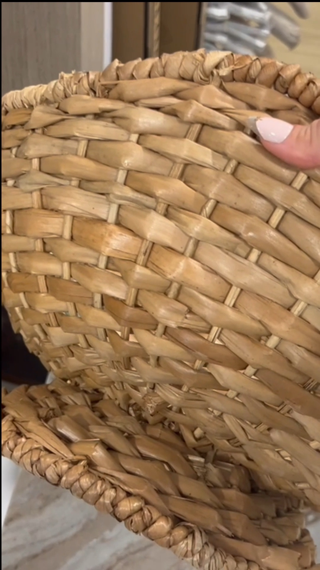 High end homegoods finds on my Youtube channel: thelaurensouto 🩷 Homegoods outdoor furniture & outdoor home decor

Homegoods Haul! Homegoods run; whats new at homegoods spring 2025 / summer 2025 / rattan / floral vase / 3d flower vase / woven basket / rattan basket / rattan ottoman / rattan bowl / woven bowl / woven lamp / outdoor lamp / gold palm tree table / woven lamp shade / tj maxx / home decor / easter decor / spring home decor/ summer home decor / outdoor decor / vase / pot / gold teacup / gold tea kettle / Mackenzie childs tea / elegant home decor / gold home decor / classic home decor / designer dupe / tea kettles 

#ltkwatchnow #ltkhome

#LTKFindsUnder100 #LTKSeasonal #LTKSpringSale