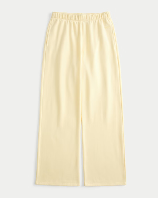 Women's Wide-Leg Sweatpants | Women's Clearance | HollisterCo.com | Hollister (US)