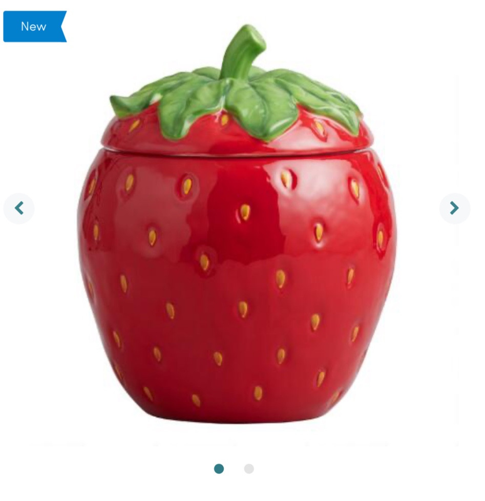 Cutest strawberry har ever